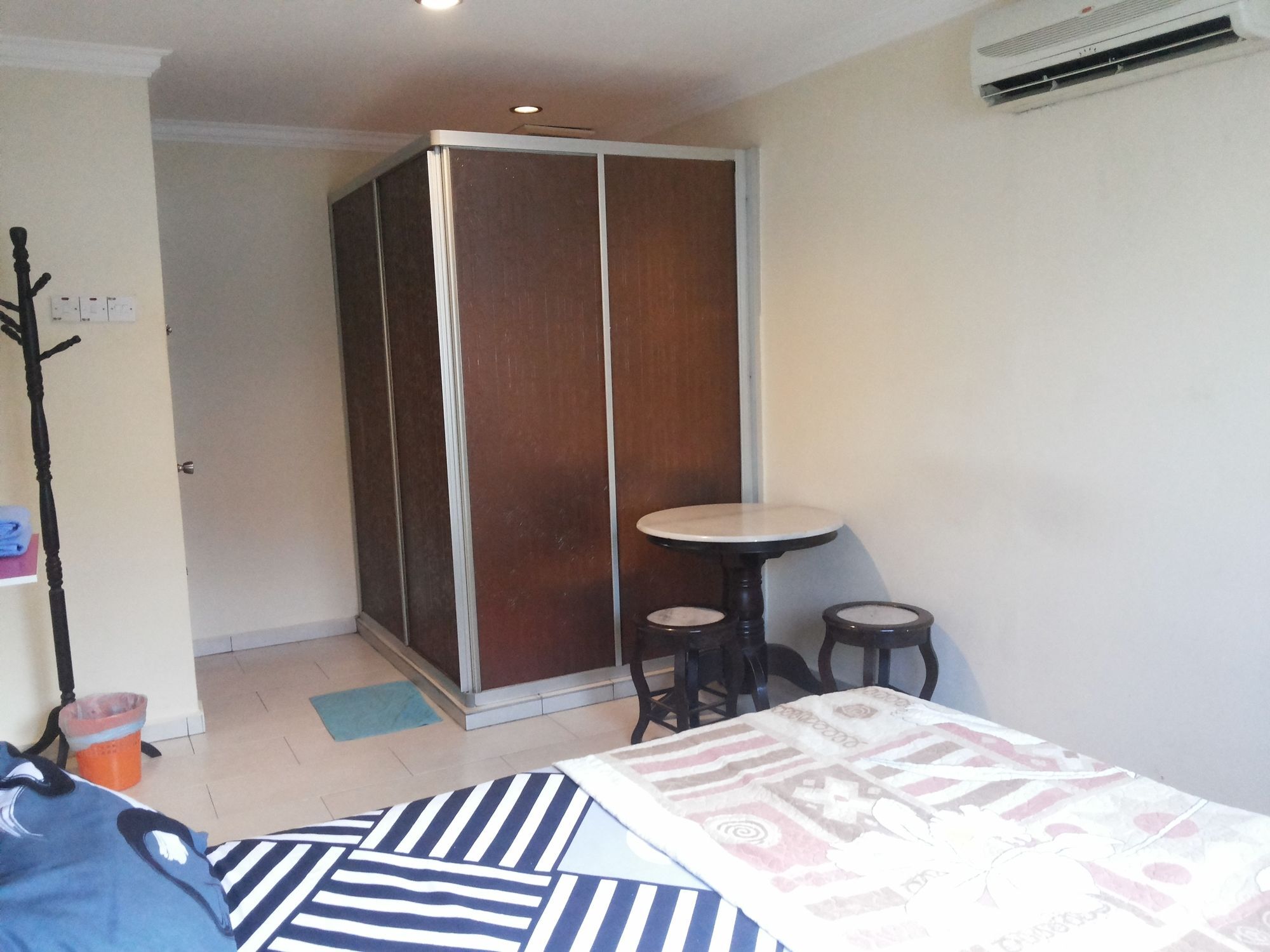 Hotel Yy 2*